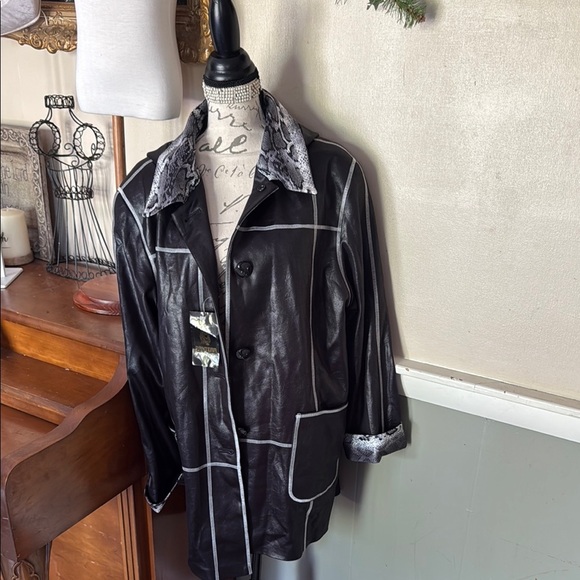 Pantera Rare Original Collection Women's Black Jacket NWT 599.00 - Picture 1 of 5